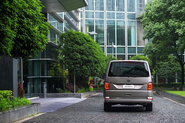 Volkswagen Transporter Kombi photo 74