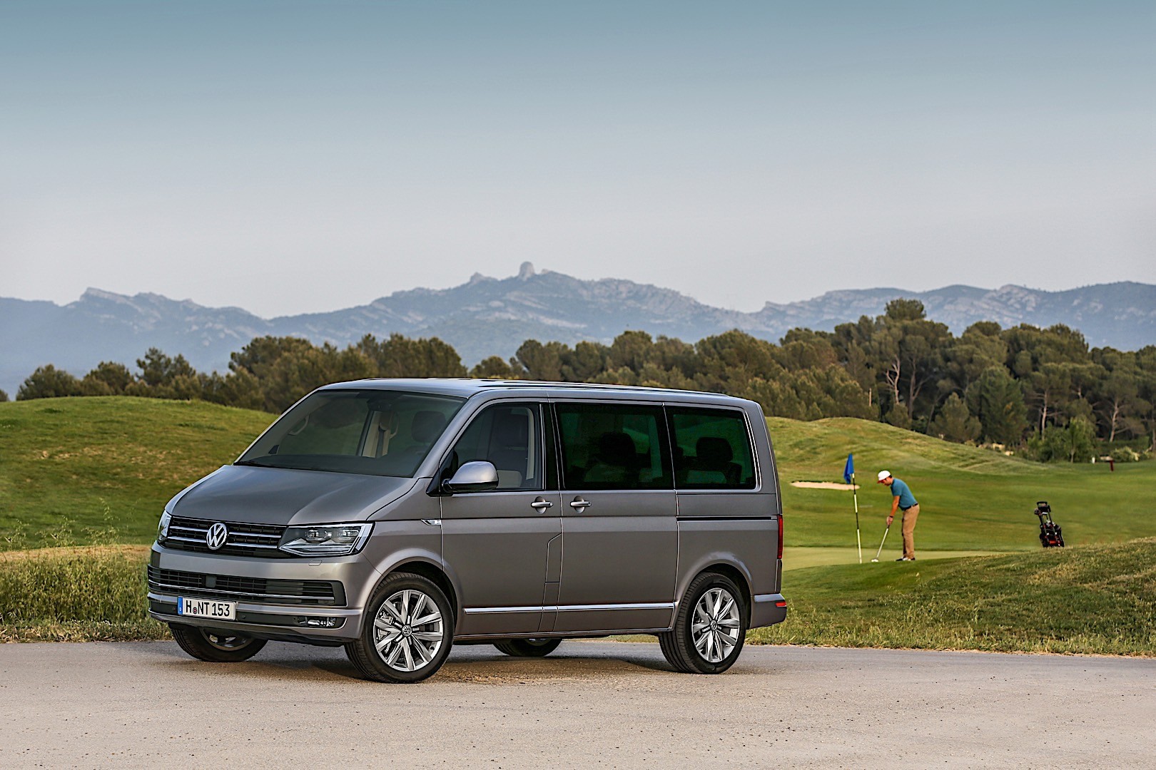 Volkswagen Transporter Kombi photo 75