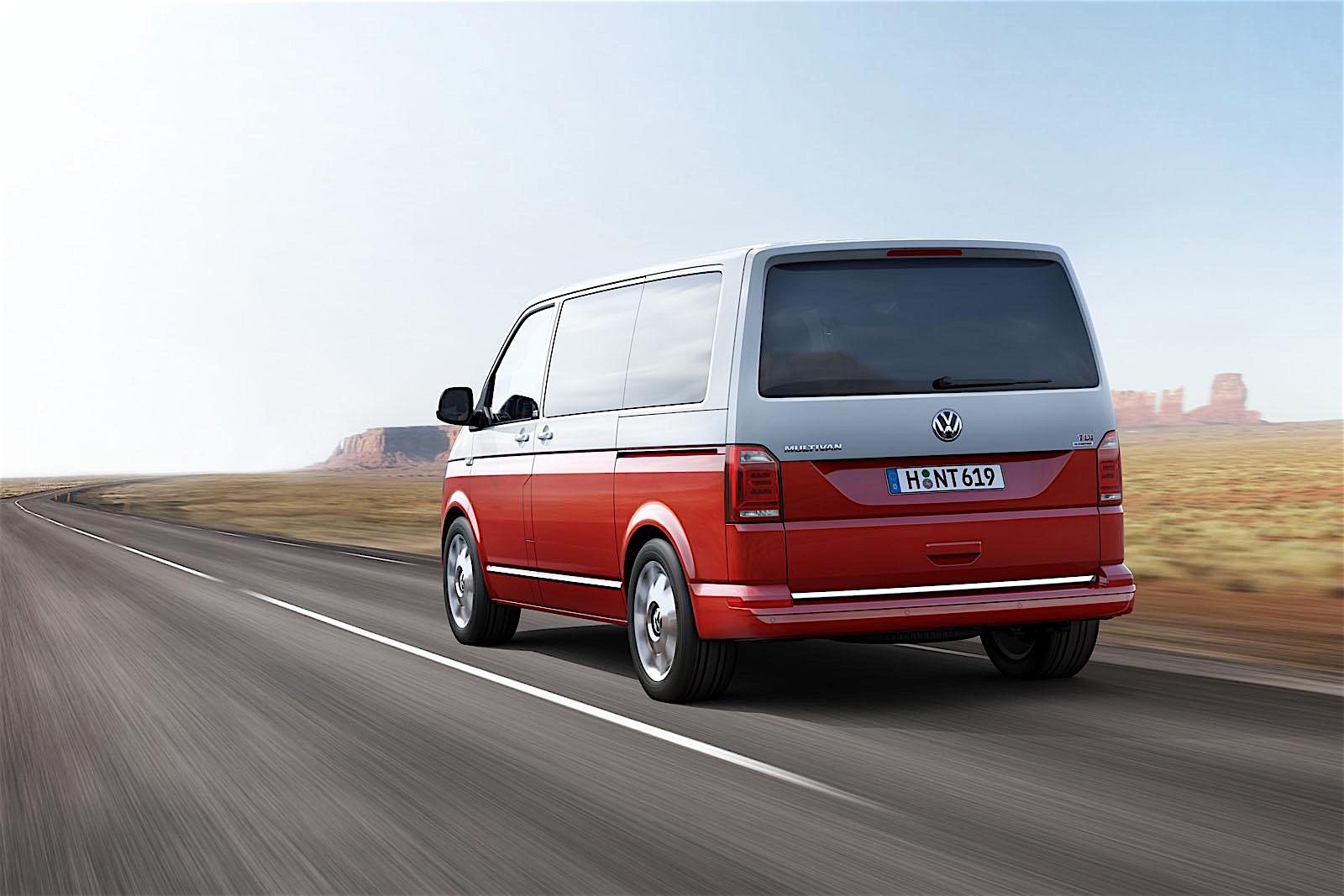 Volkswagen Transporter Kombi photo 11