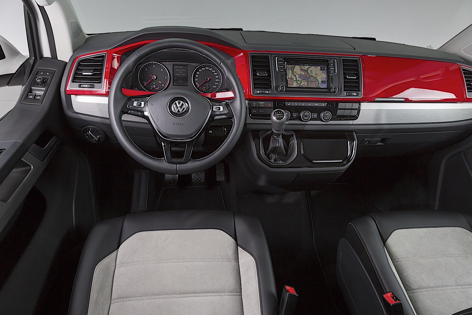 Volkswagen Transporter Kombi photo 93