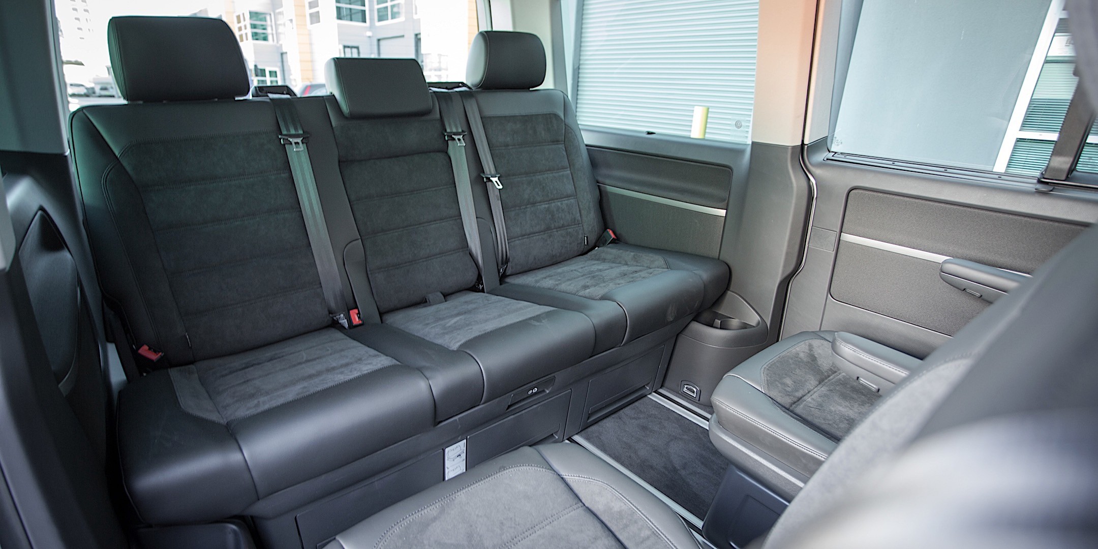 Volkswagen Transporter Kombi photo 99