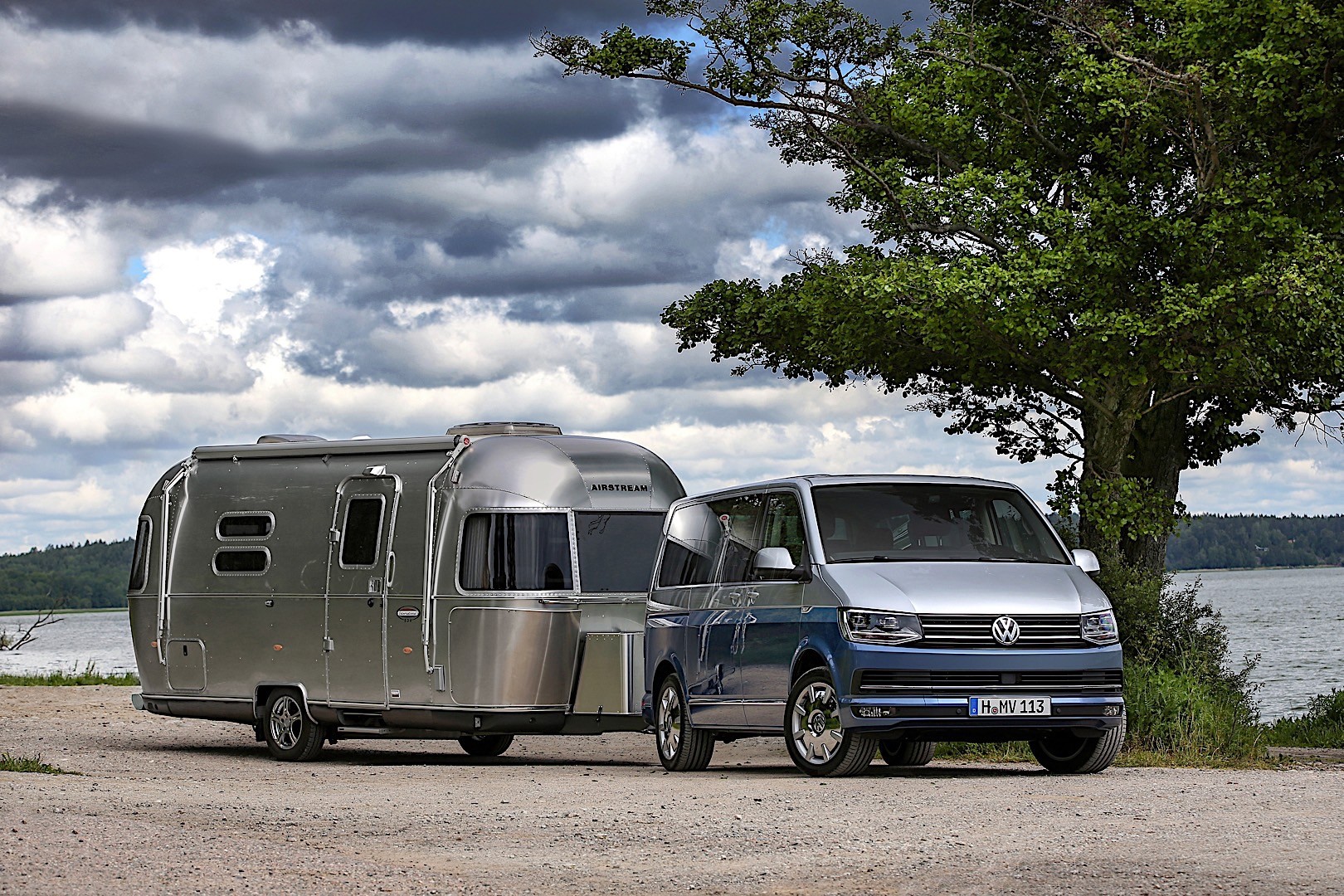 Volkswagen Transporter Kombi photo 33