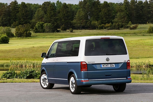 Volkswagen Transporter Kombi photo 38