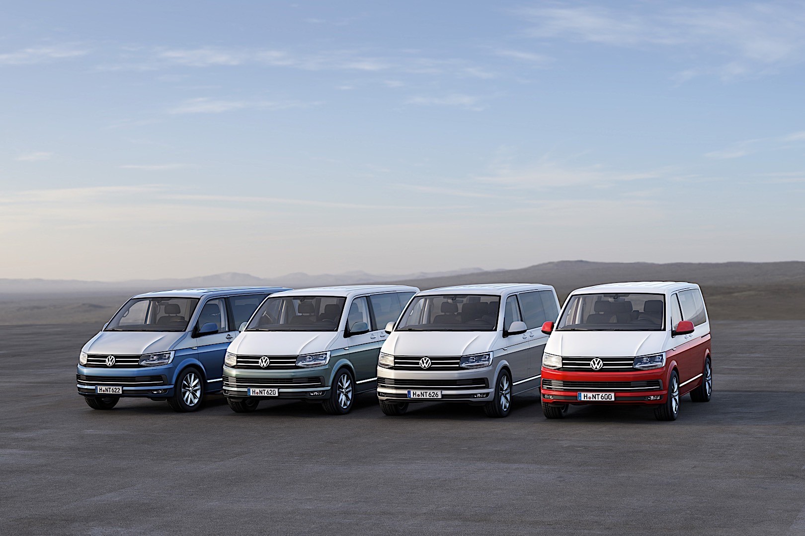 Volkswagen Transporter Kombi photo 42