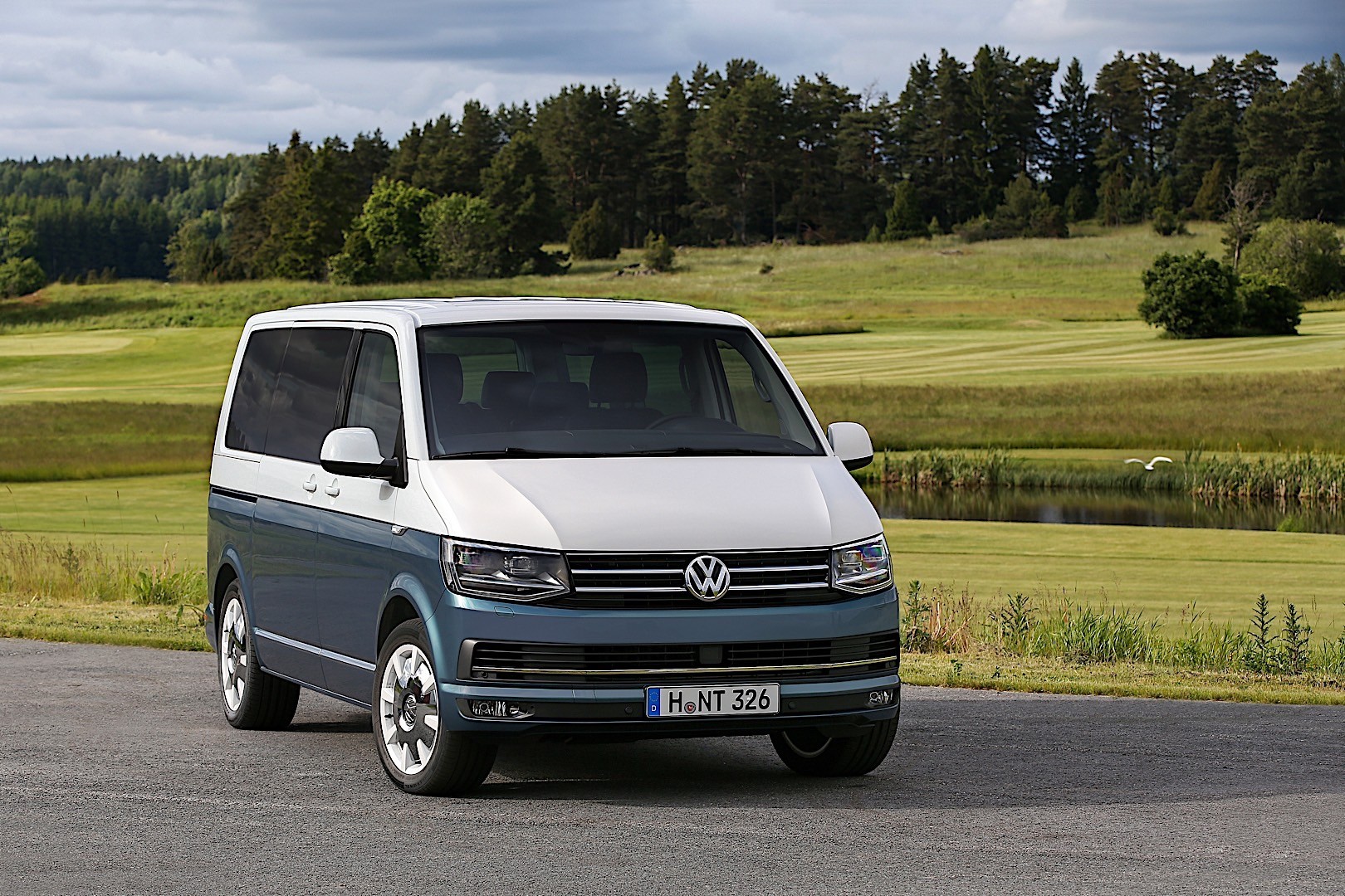 Volkswagen Transporter Kombi photo 51