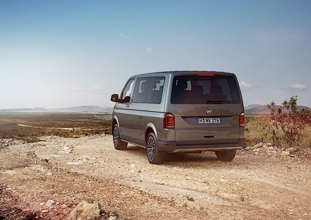Volkswagen Transporter Kombi photo 66