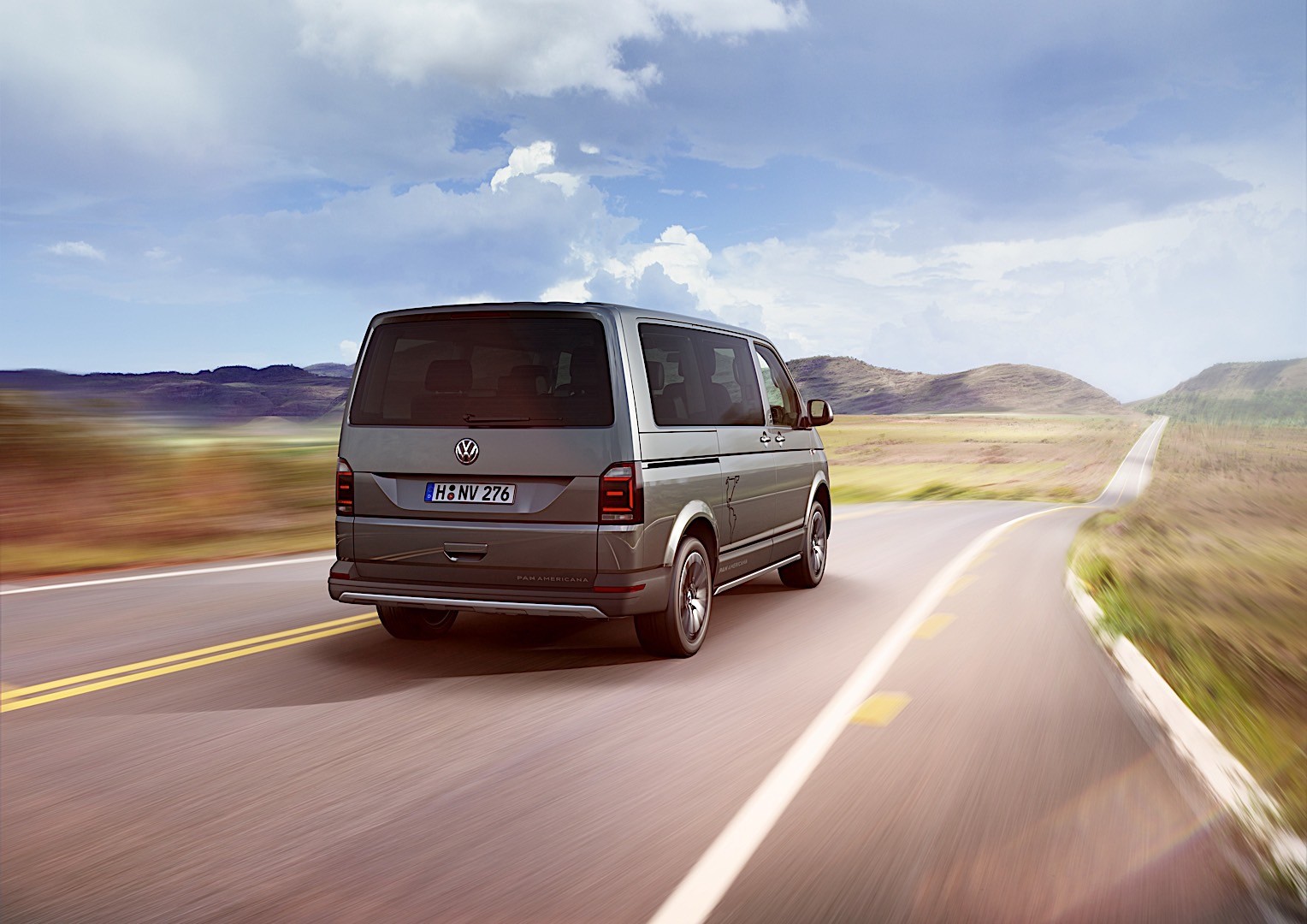 Volkswagen Transporter Kombi photo 67