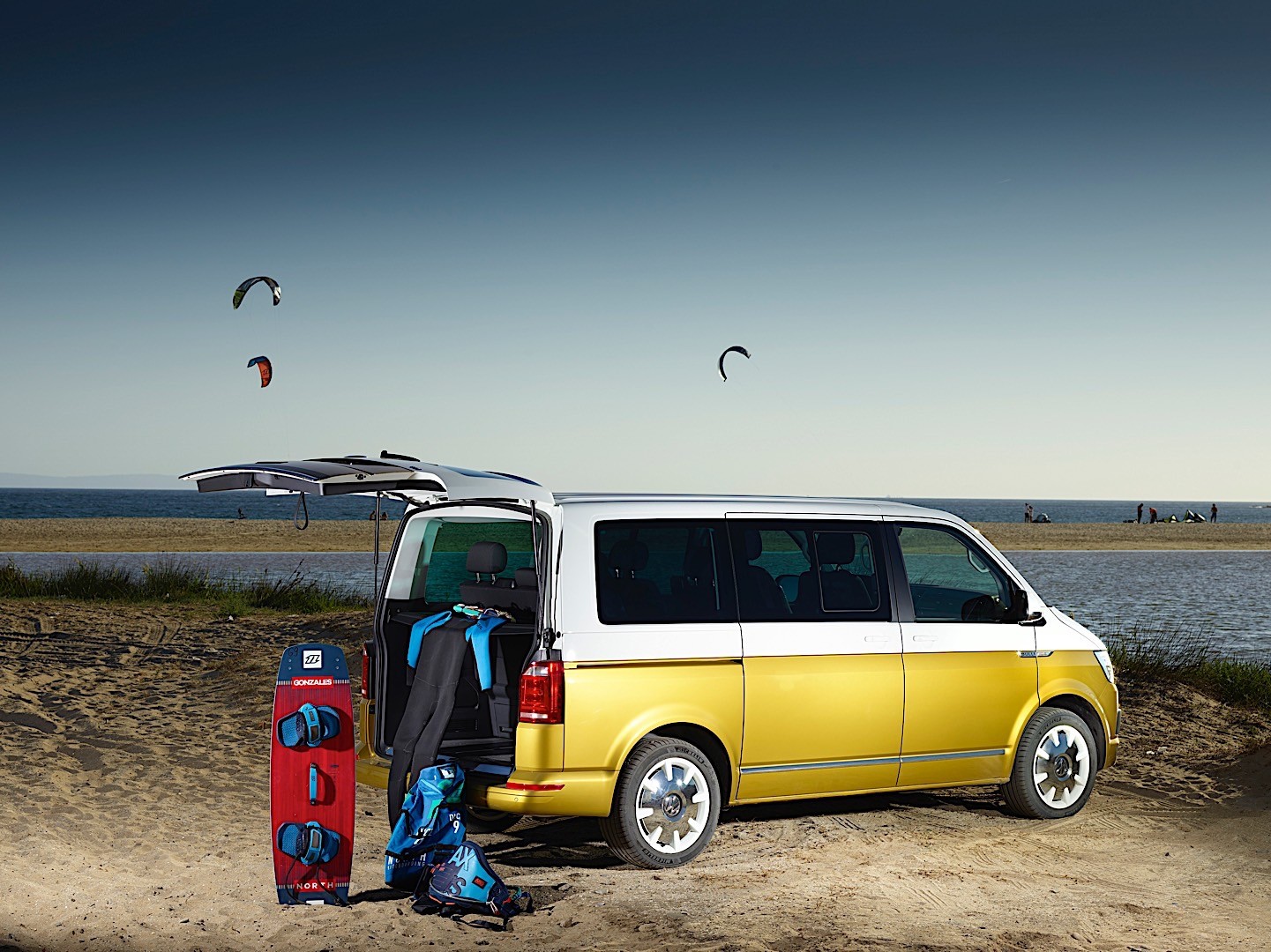 Volkswagen Transporter Kombi photo 70