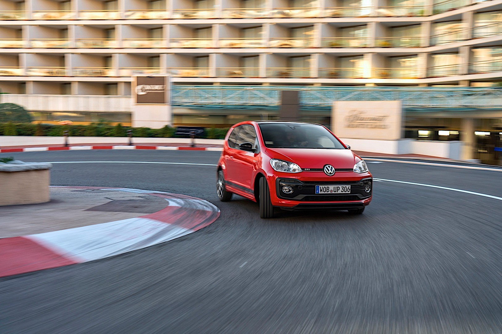 Volkswagen Up! Gti photo 12