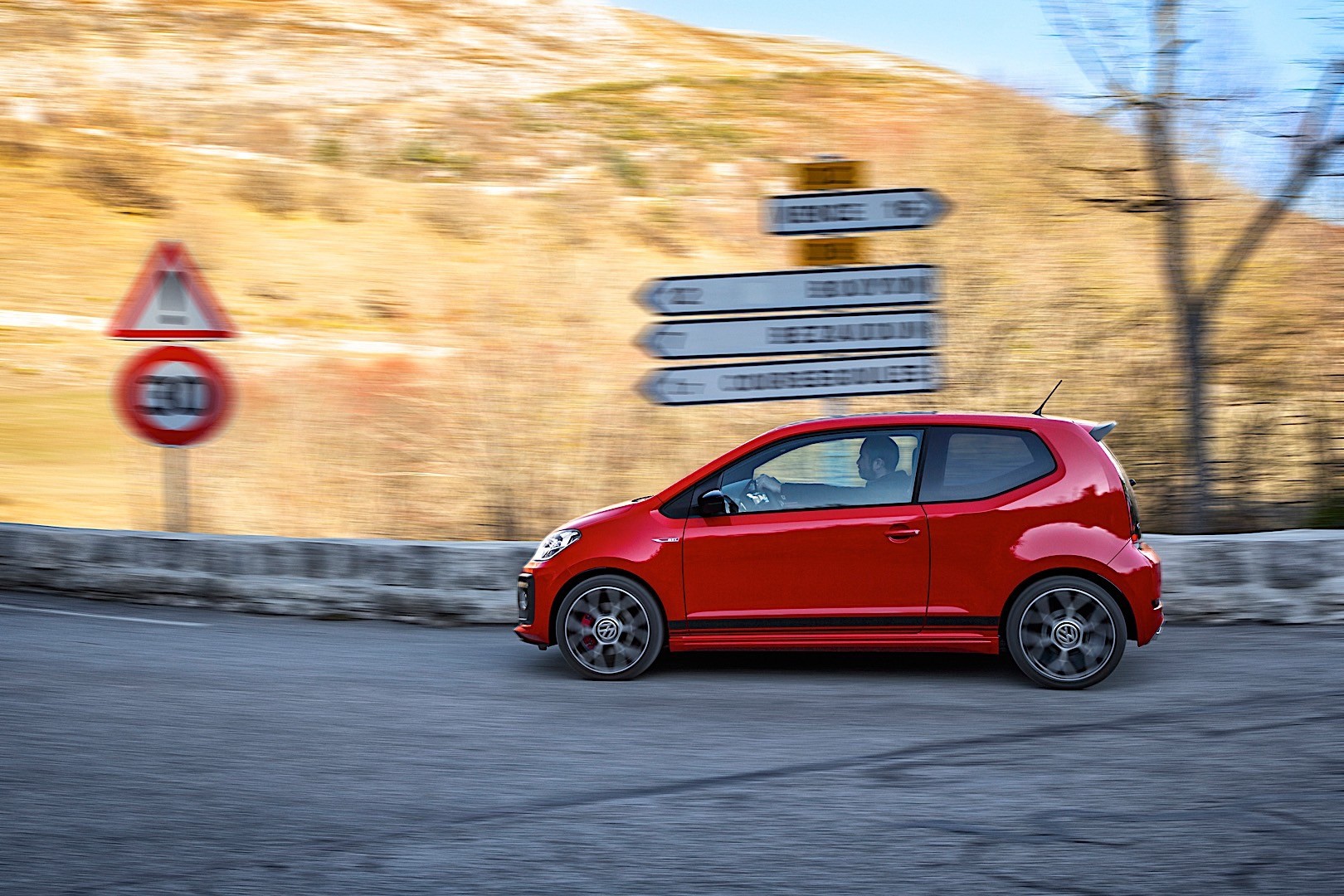 Volkswagen Up! Gti photo 3