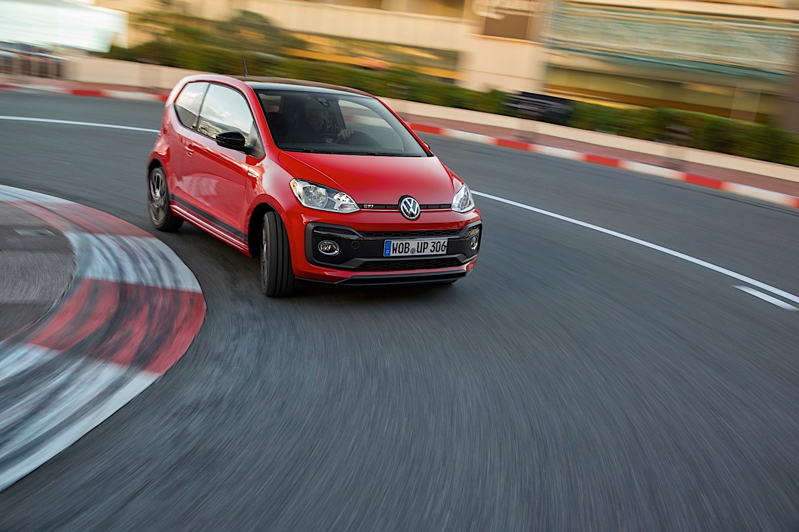 Volkswagen Up! Gti photo 28