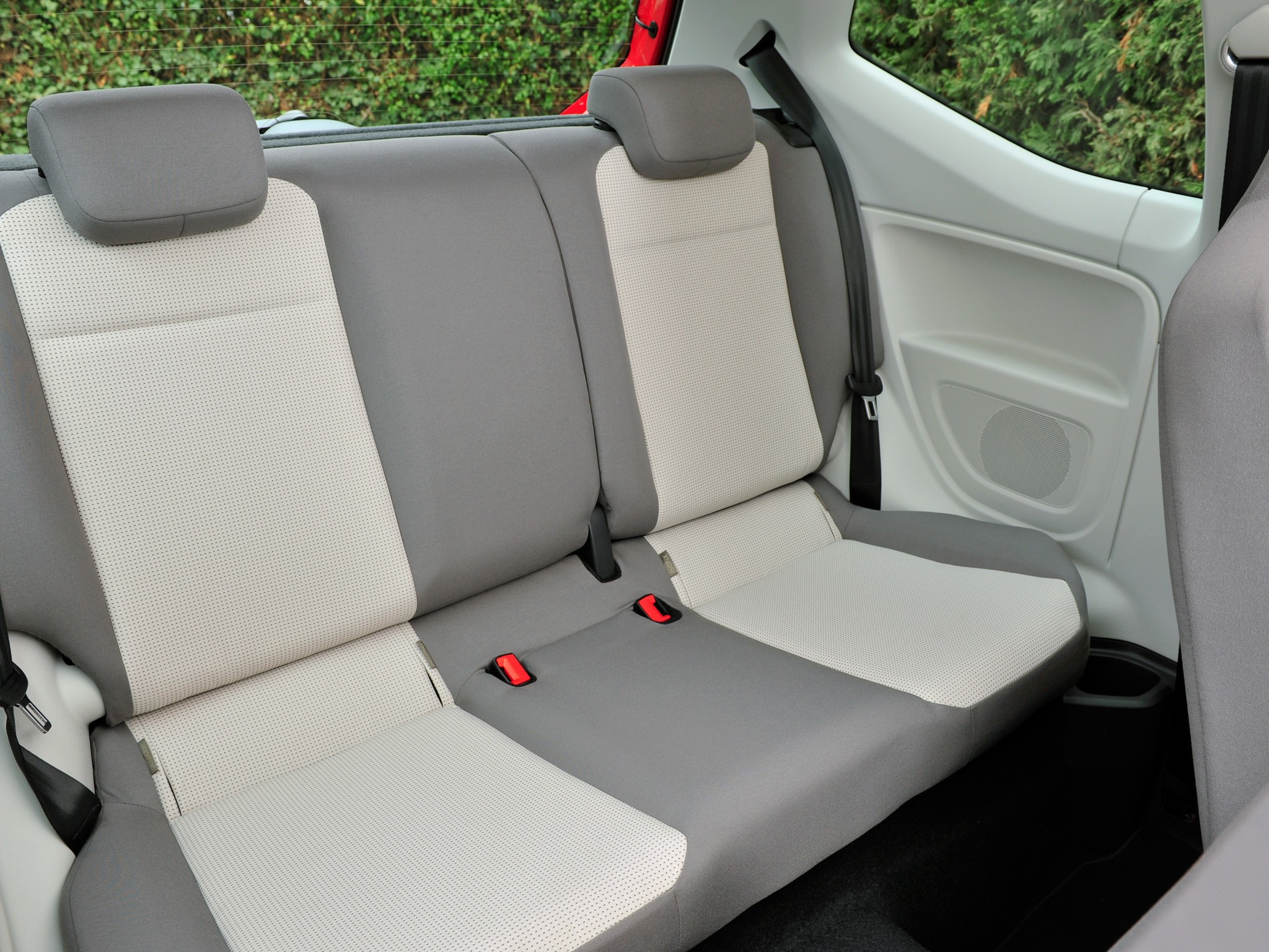 Volkswagen Up! photo 54