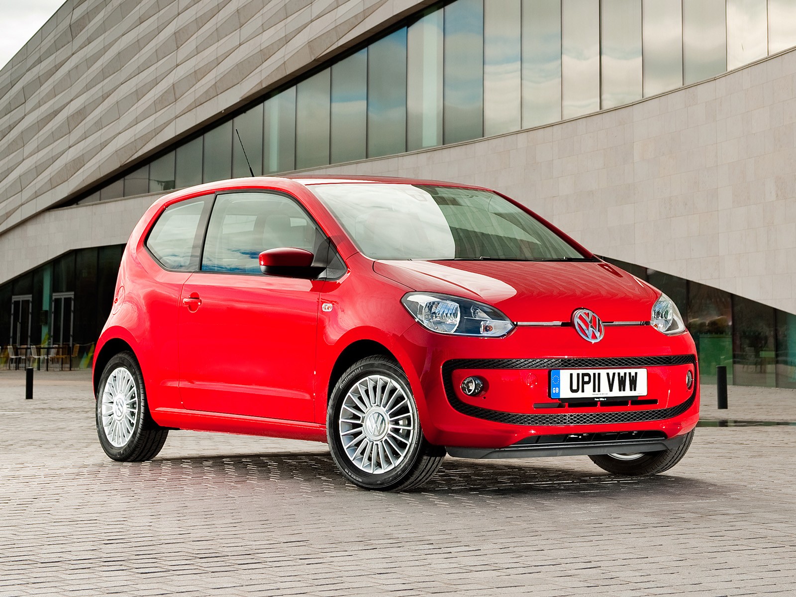 Volkswagen Up! photo 13
