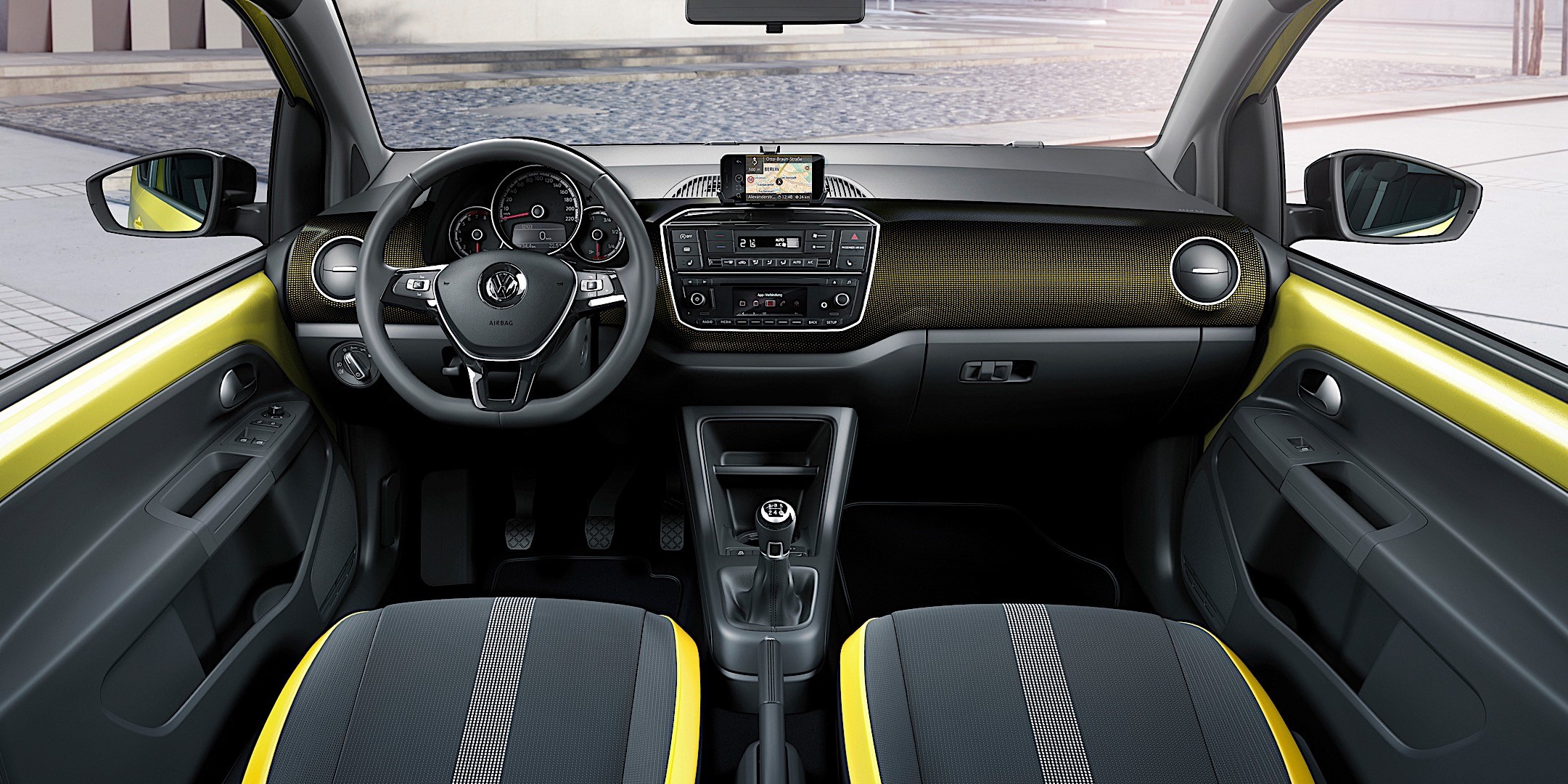 Volkswagen Up! photo 40