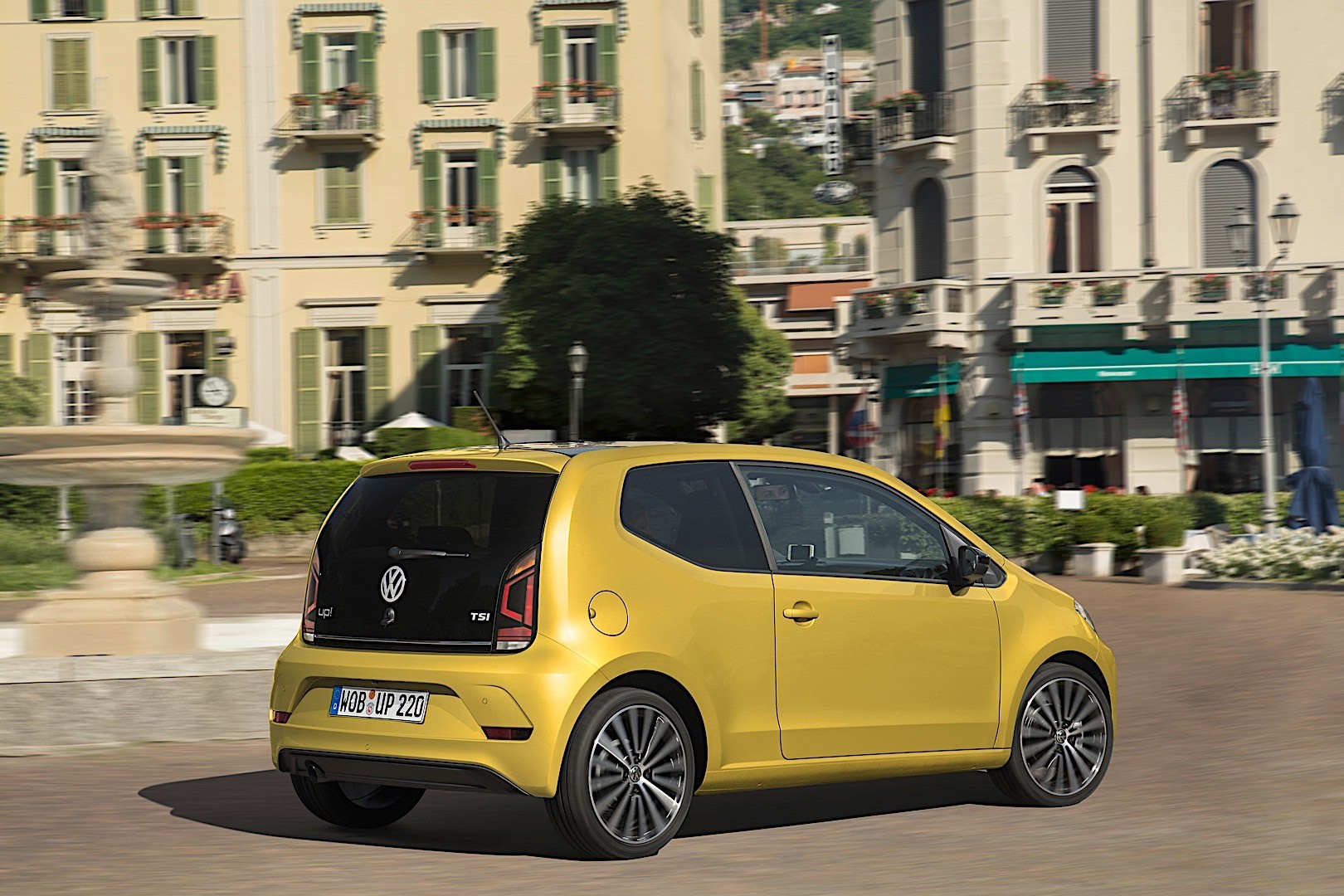 Volkswagen Up! photo 17