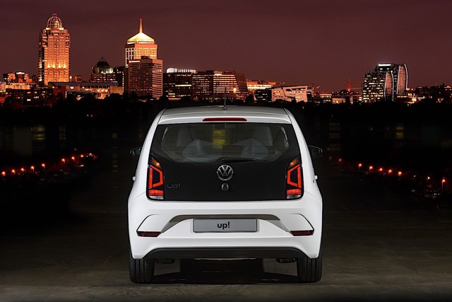 Volkswagen Up! photo 26