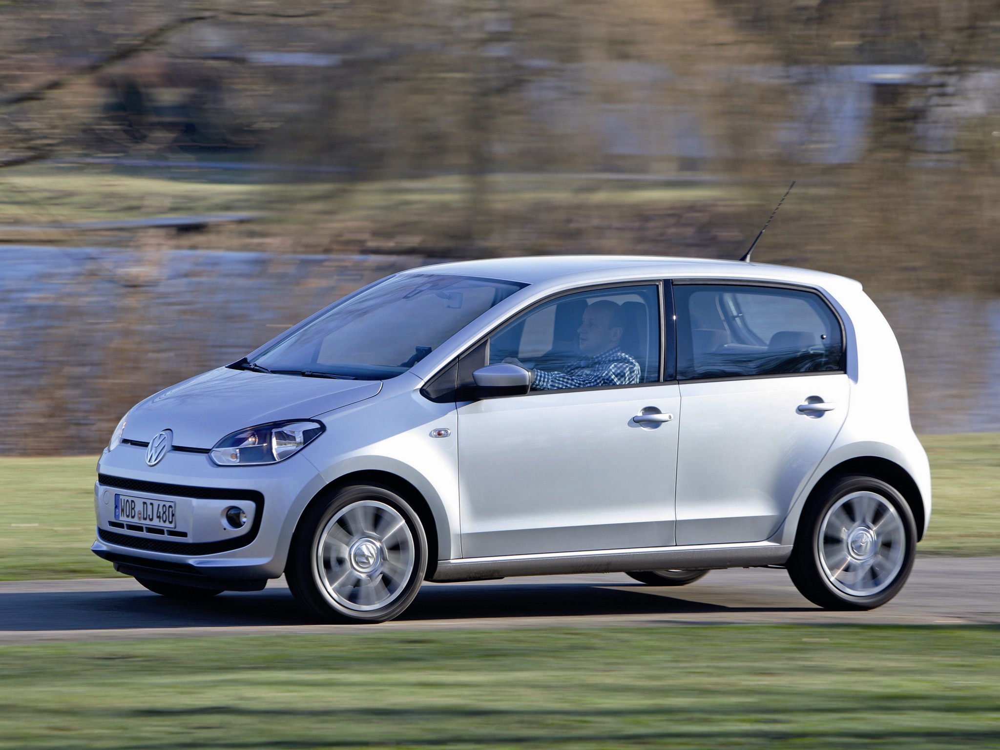Volkswagen Up! photo 16