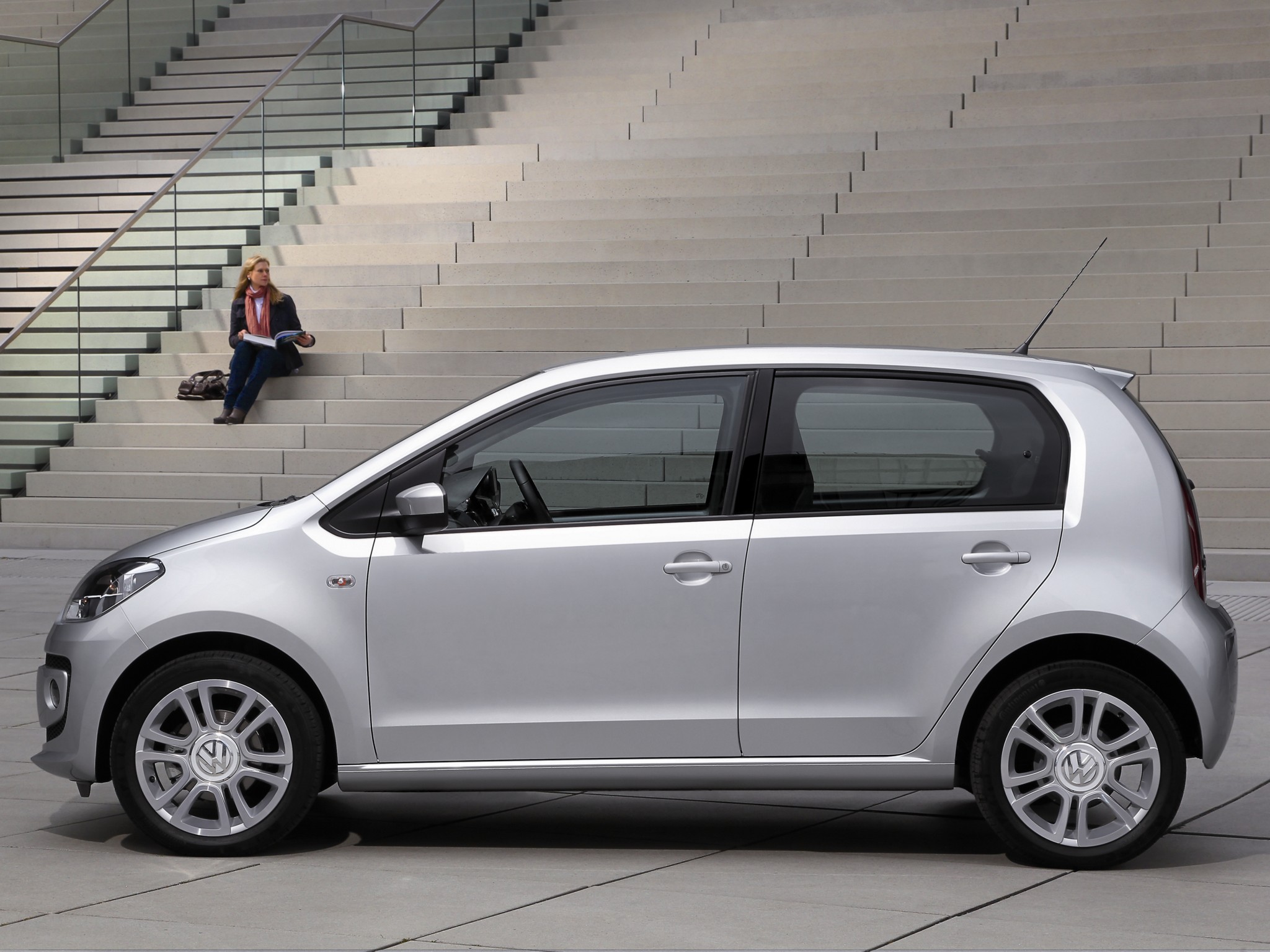 Volkswagen Up! photo 22