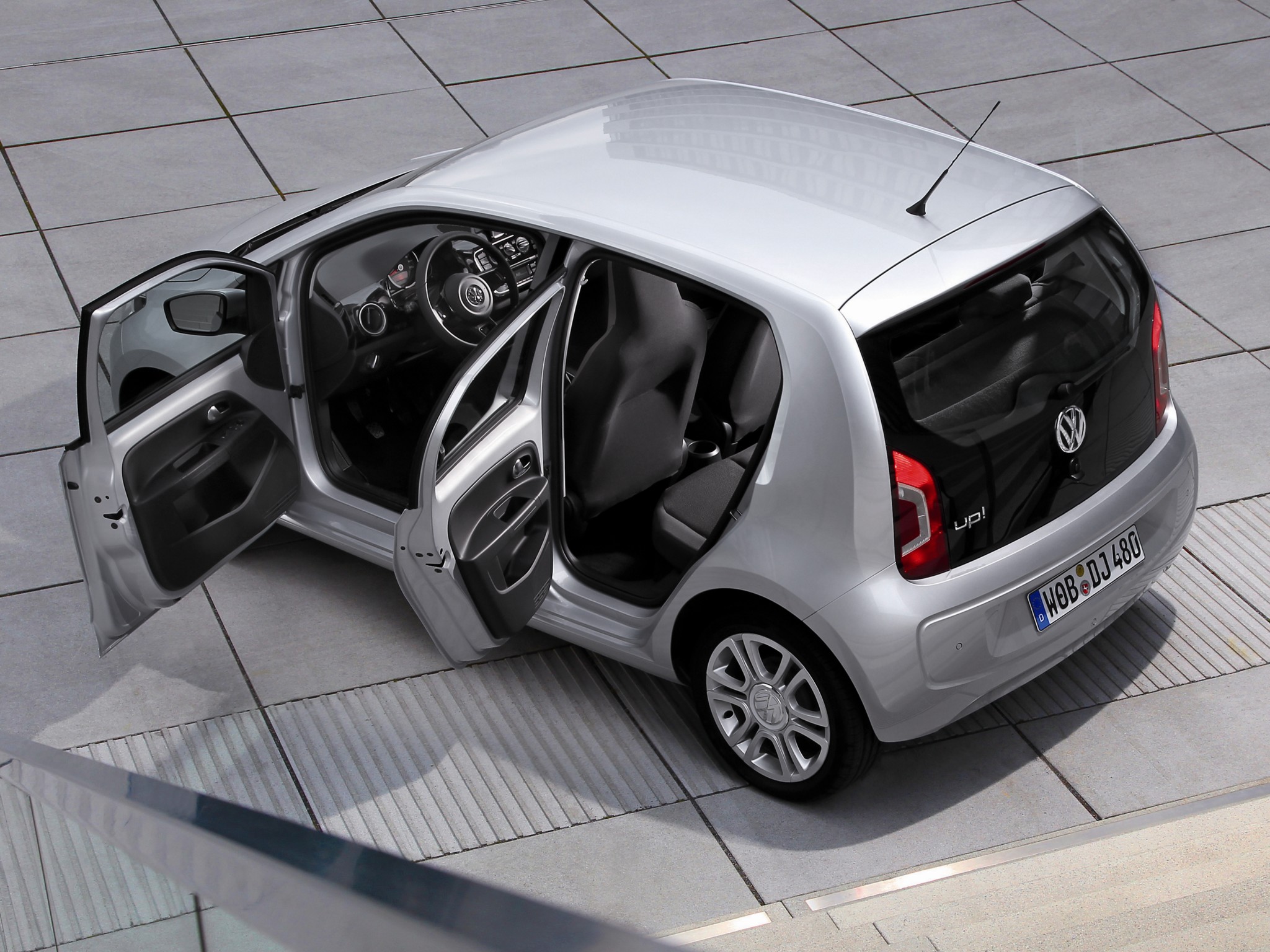 Volkswagen Up! photo 23