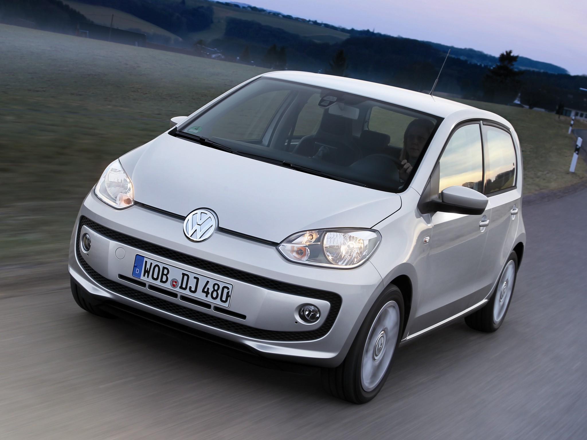 Volkswagen Up! photo 24