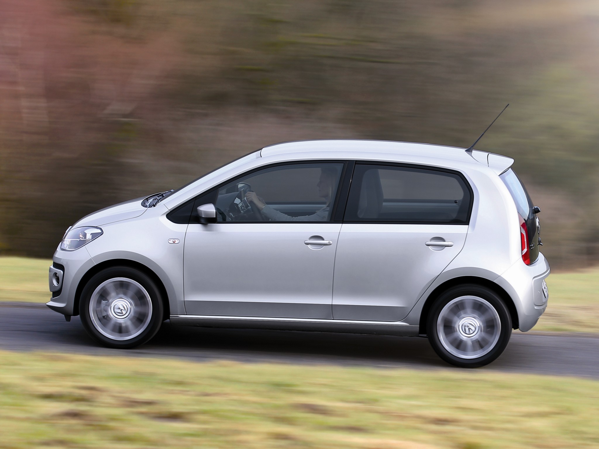 Volkswagen Up! photo 28