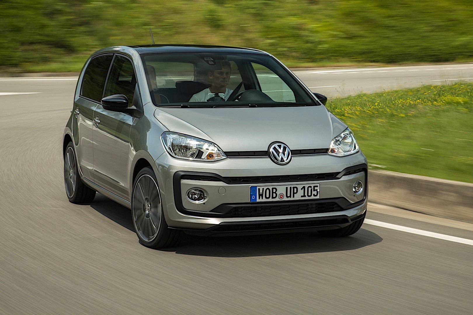 Volkswagen Up! photo 11