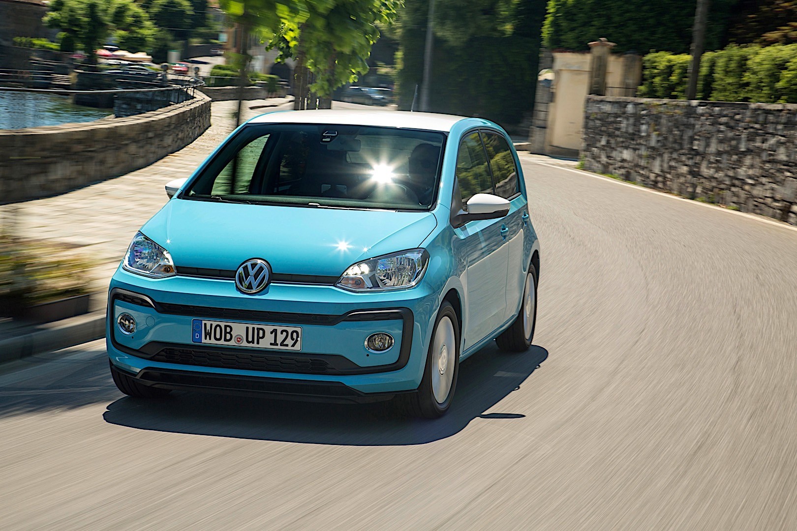 Volkswagen Up! photo 13
