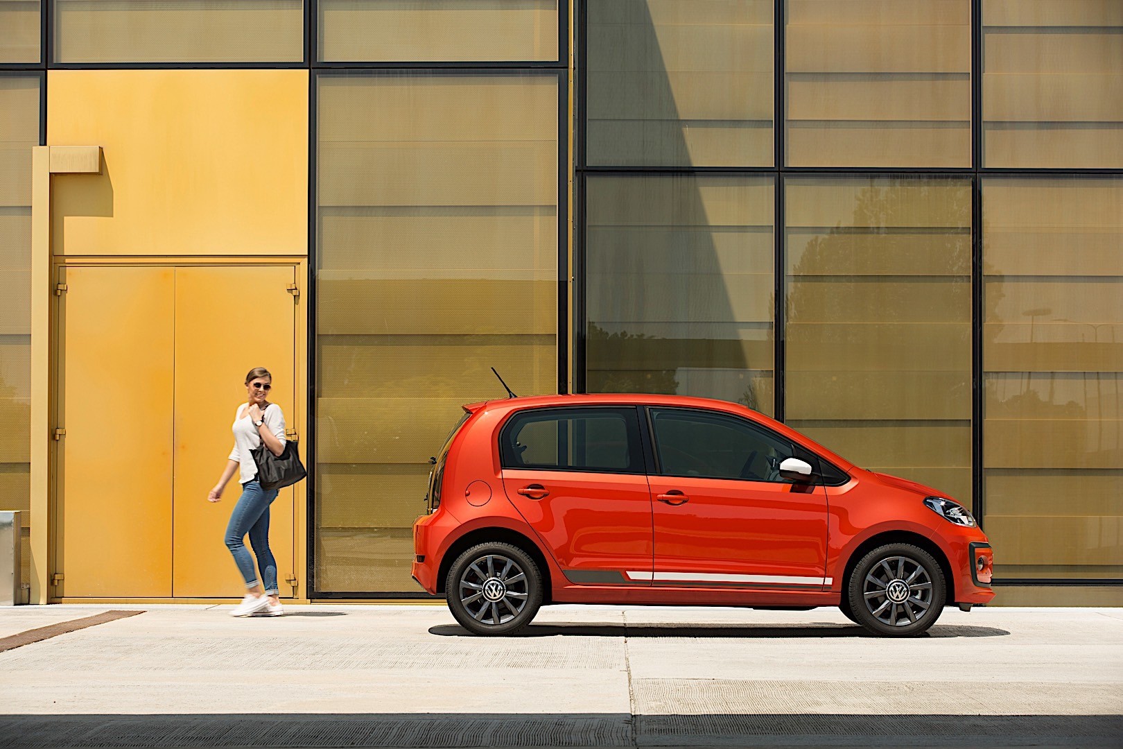Volkswagen Up! photo 4