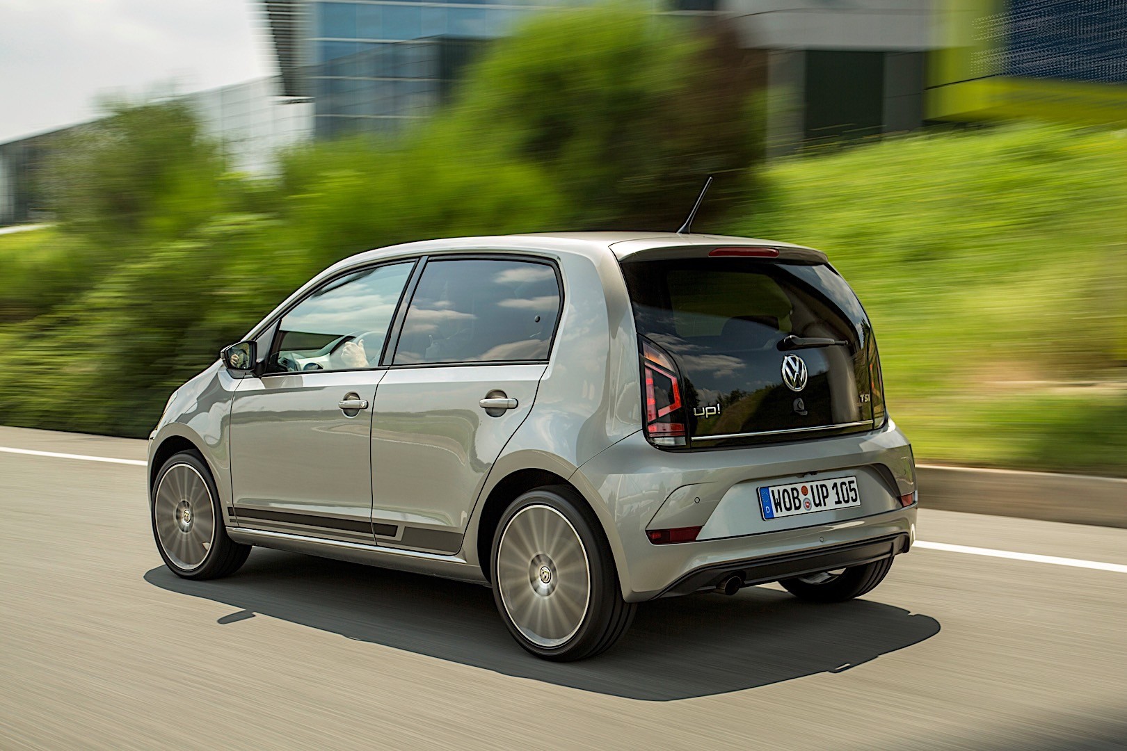 Volkswagen Up! photo 5