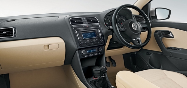 Volkswagen Vento foto 17