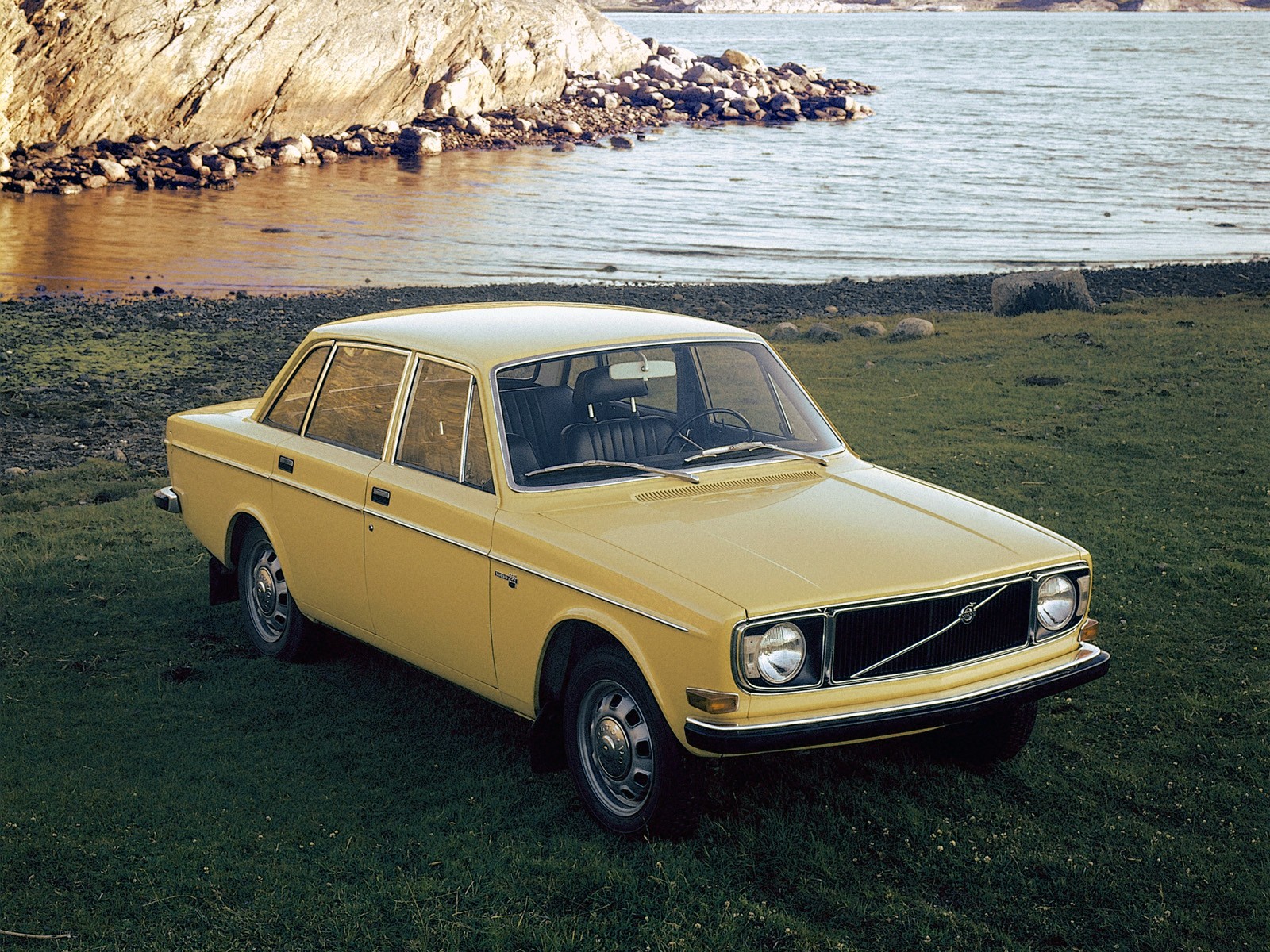 Volvo 144 photo 16