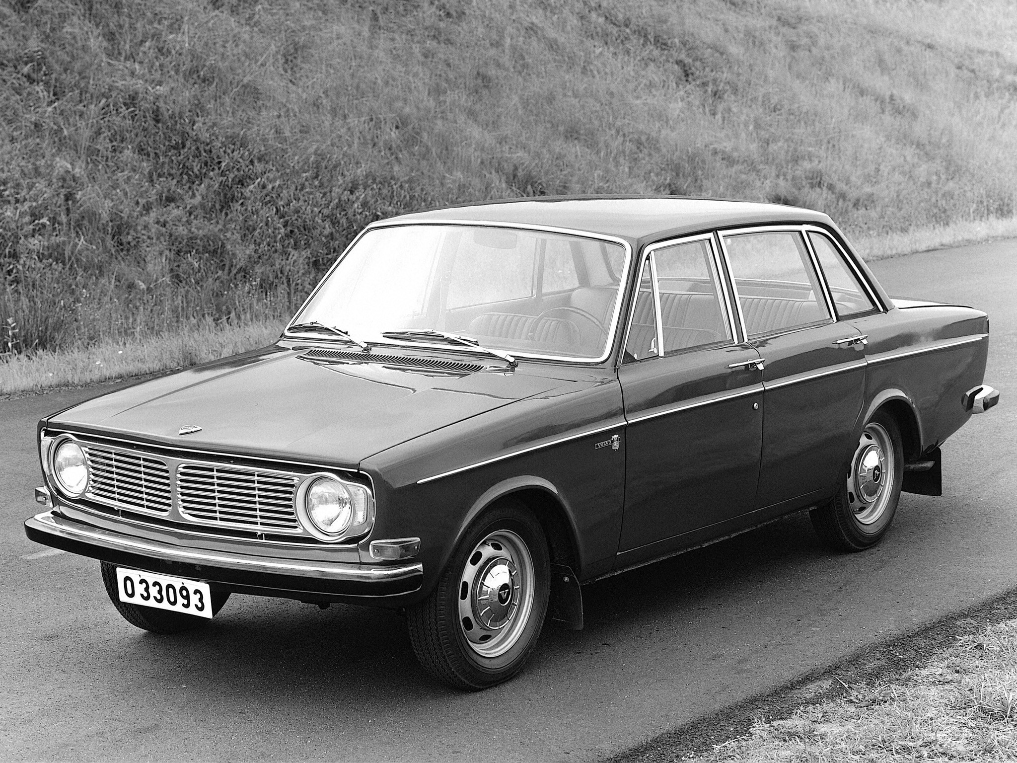 Volvo 144 photo 29