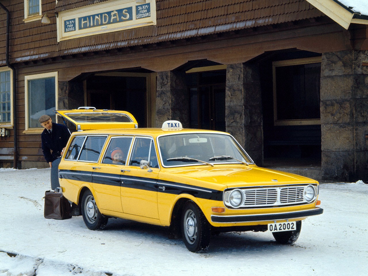 Volvo 145 photo 23