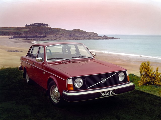 Volvo 244 photo 21