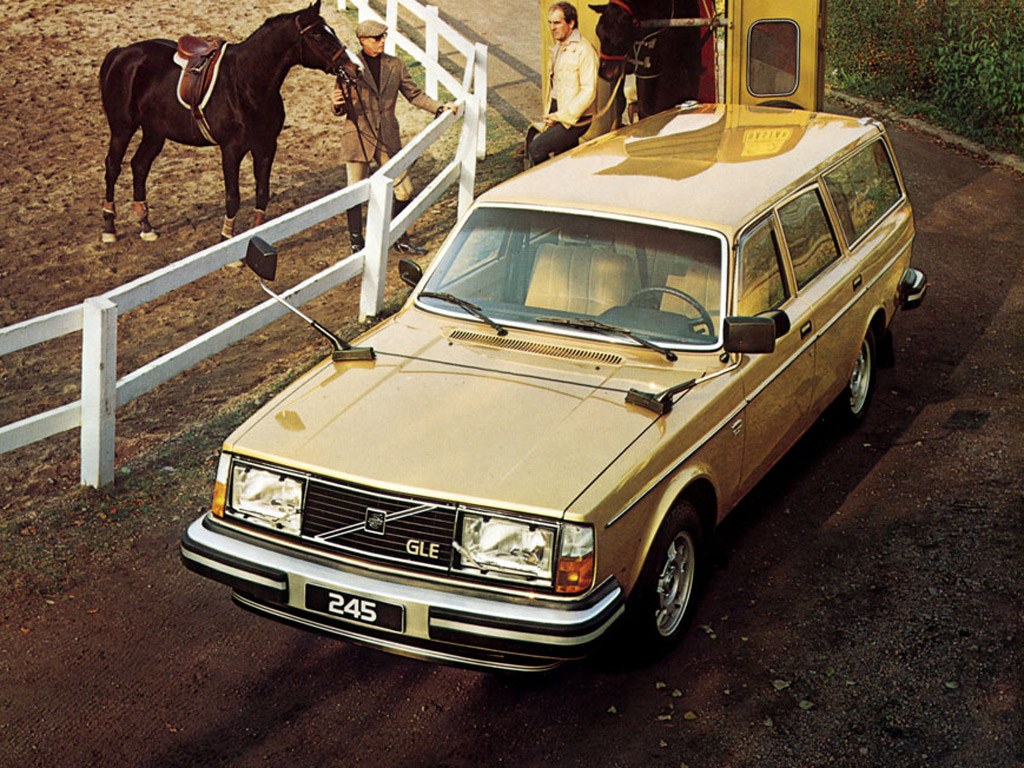 Volvo 245 photo 15