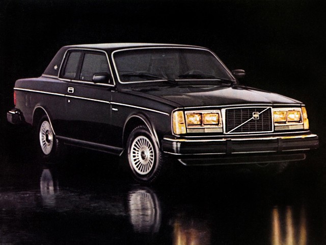 Volvo 262 Foto 7