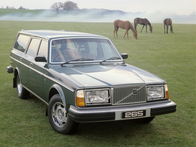 Volvo 265 photo 3