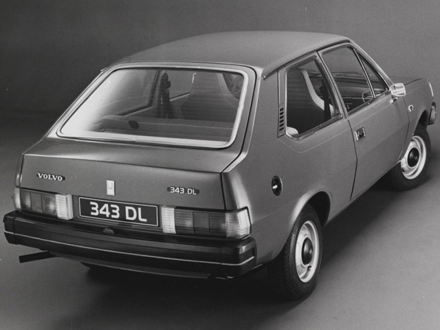 Volvo 343 photo 4