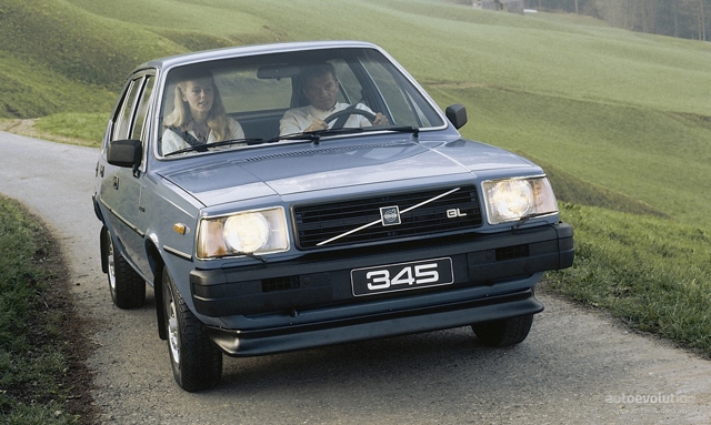 Volvo 345 Foto 3