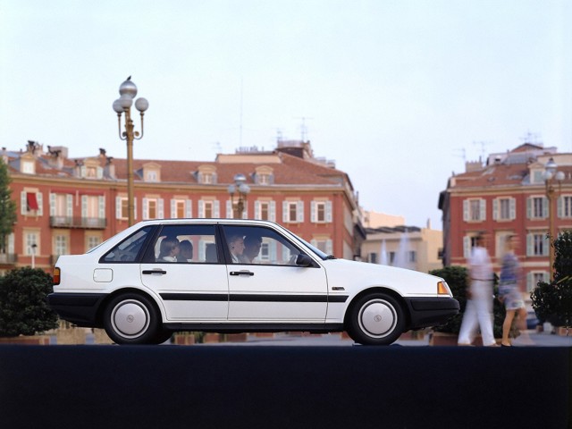 Volvo 440 photo 5