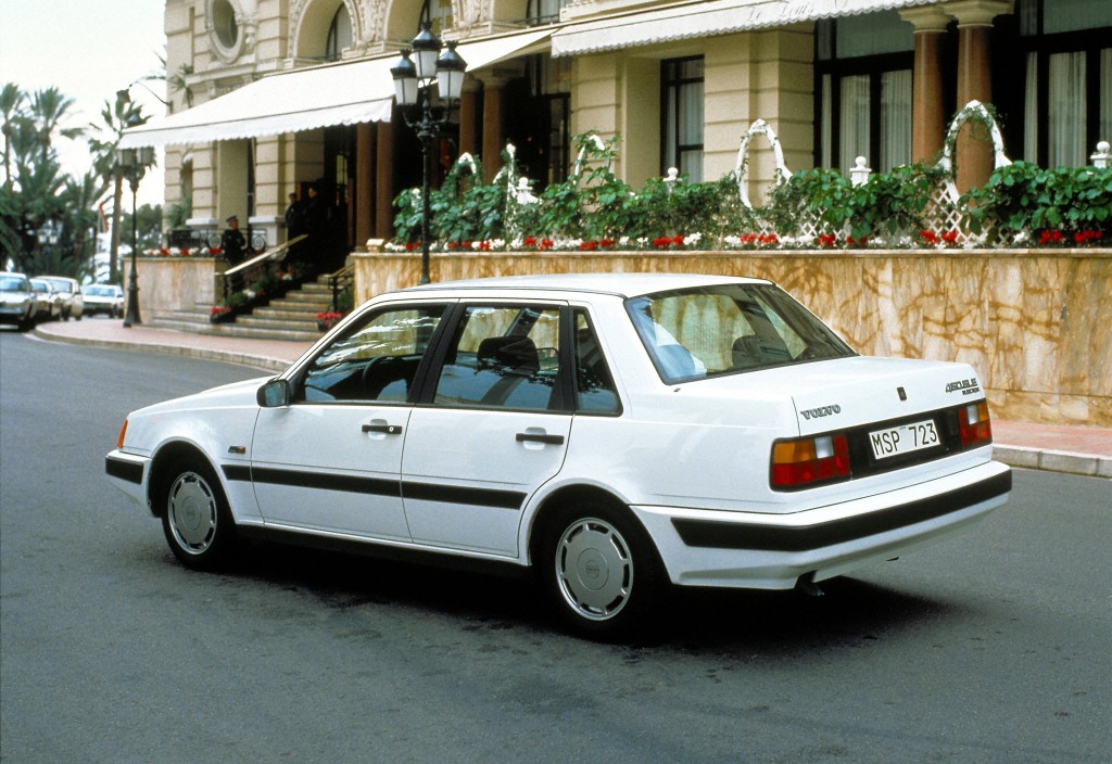 Volvo 460 photo 4