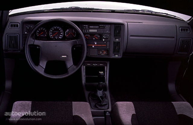 Volvo 460 photo 8