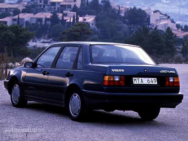 Volvo 460 photo 2