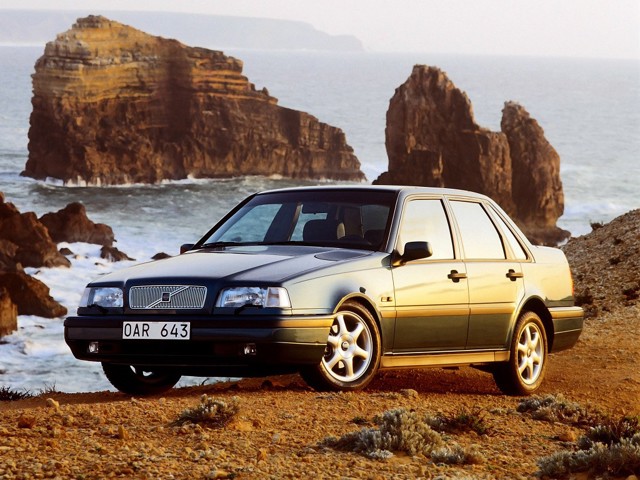 Volvo 460 Foto 8