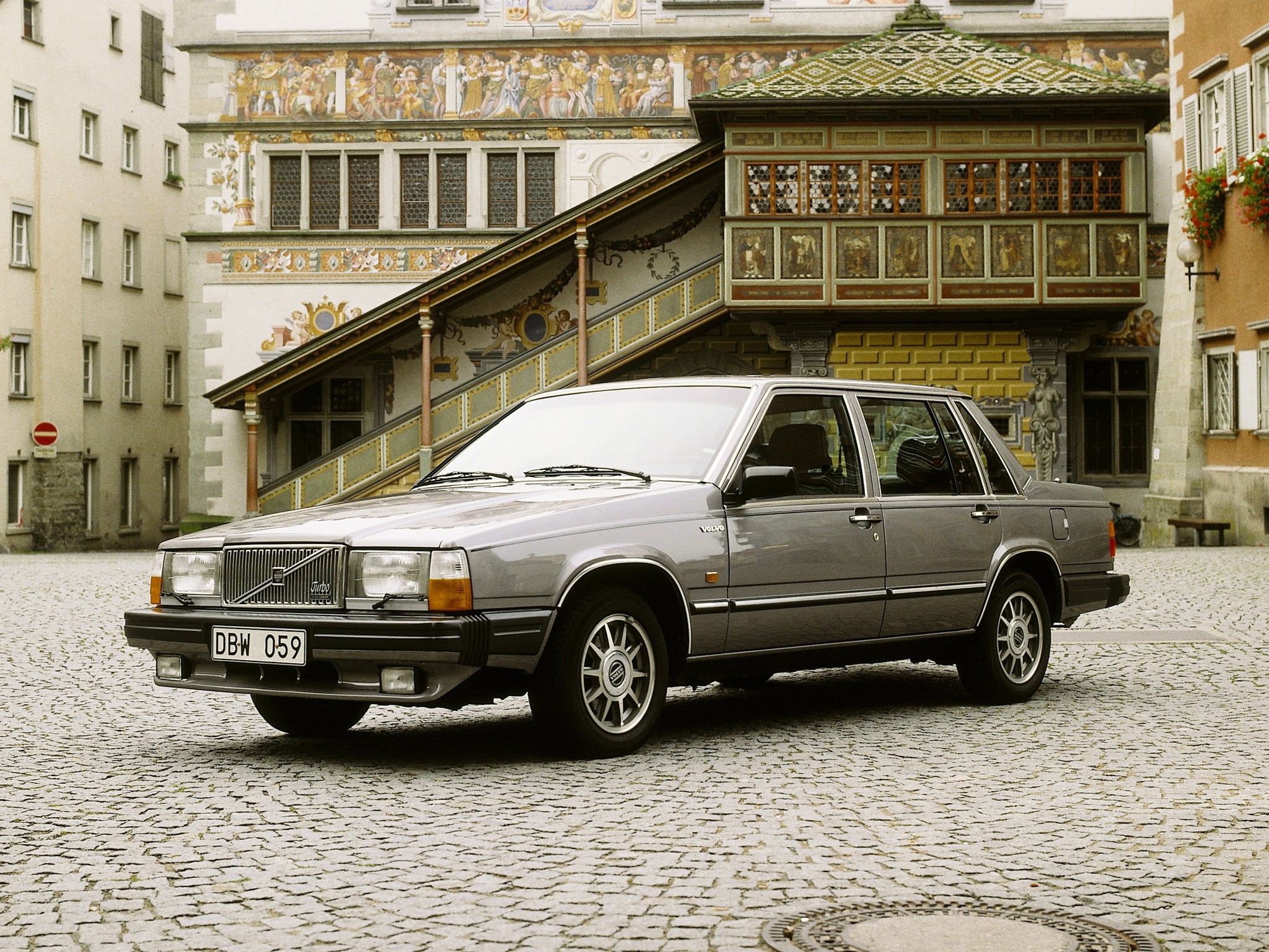 Volvo 760 photo 12