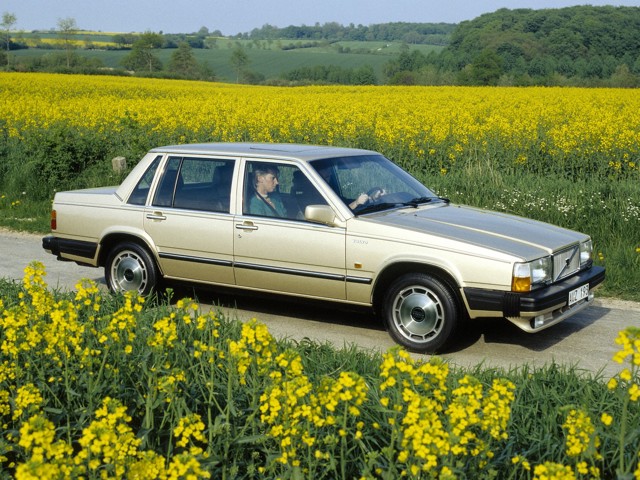 Volvo 760 Foto 17