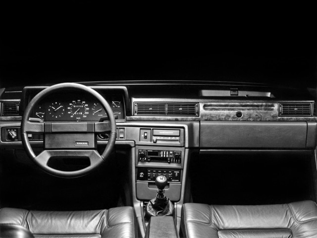 Volvo 780 Foto 26