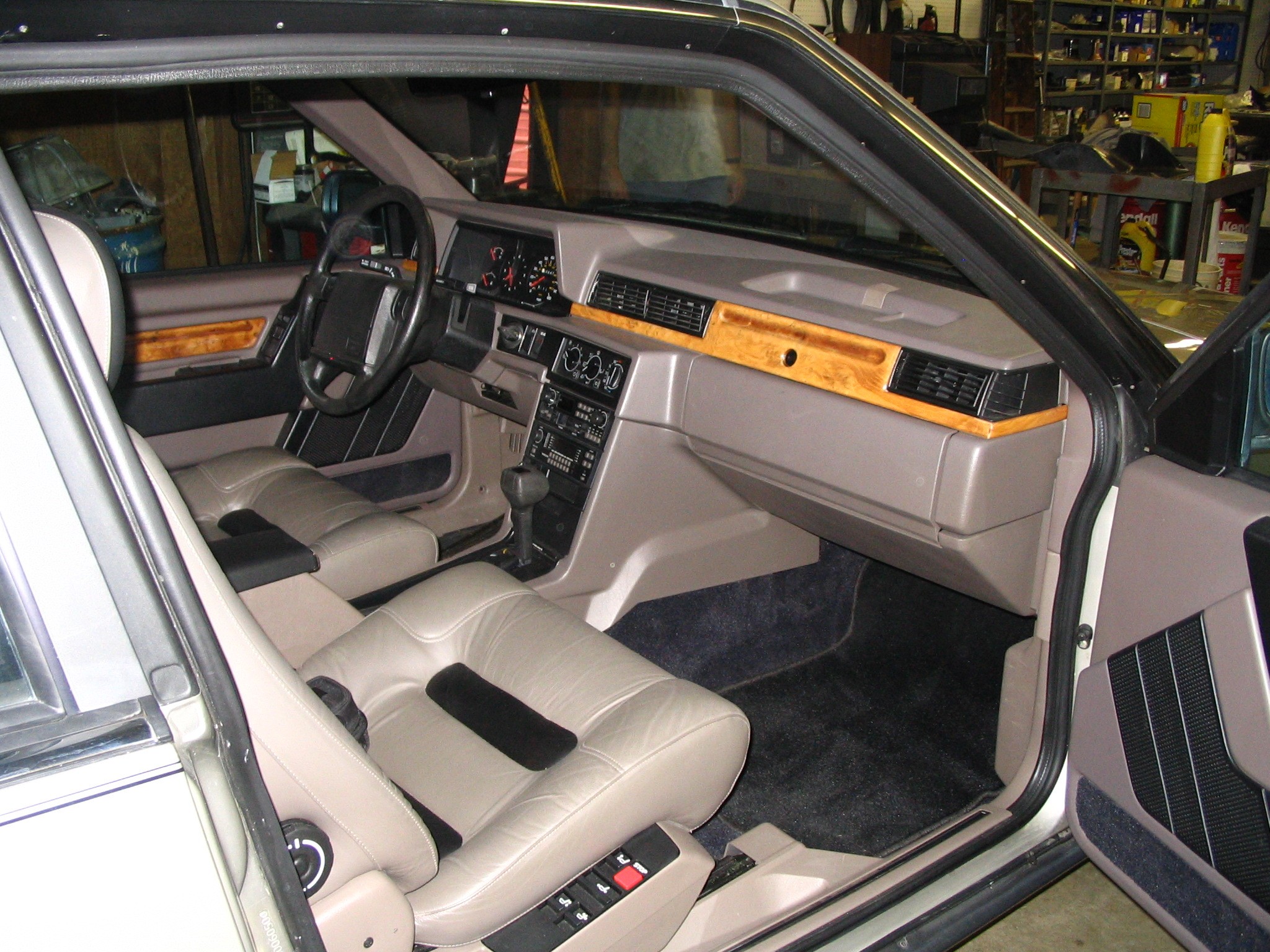 Volvo 780 photo 15