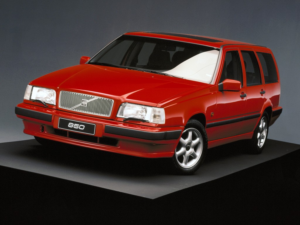 Volvo 850 Estate photo 9