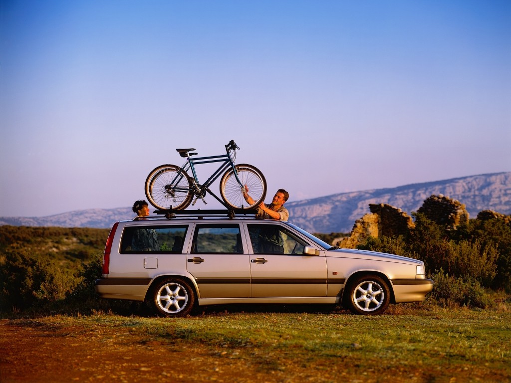 Volvo 850 Estate photo 10
